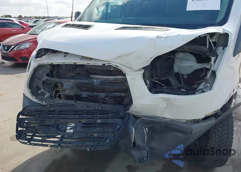 2018 Ford Transit-250 z USA, uszkodzony, nr VIN 1FTYR1YM6JKB32613